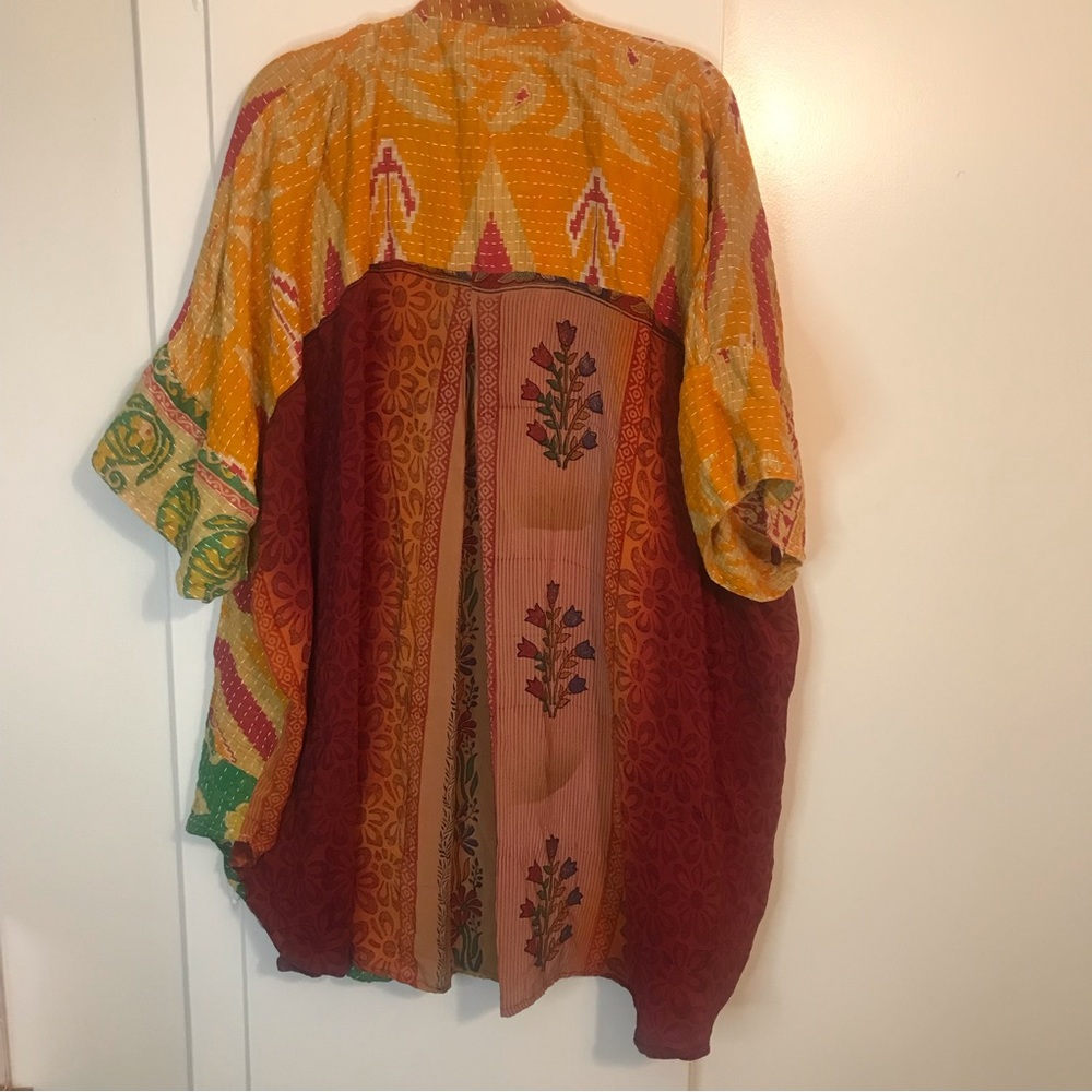Kantha Bae Button Up - Picture 2 of 5
